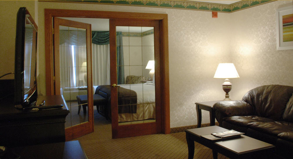 The Plaza Hotel & Suites Winona Eksteriør billede